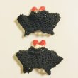 画像2: クリエーターブランド/いちご編みぐるみお袖とめ　黒 (2)